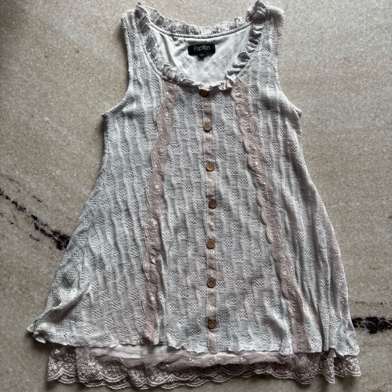 Lace-Trimmed Sleeveless Knit Top