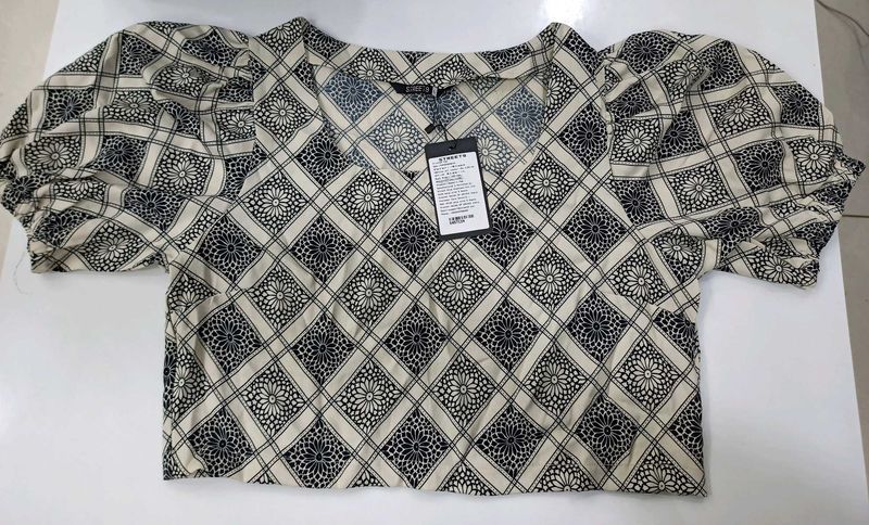 Girlish Top