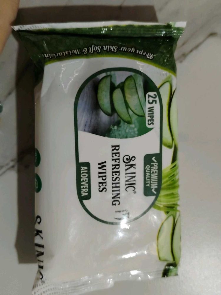 Skinic Aloe Vera Refreshing Wipes