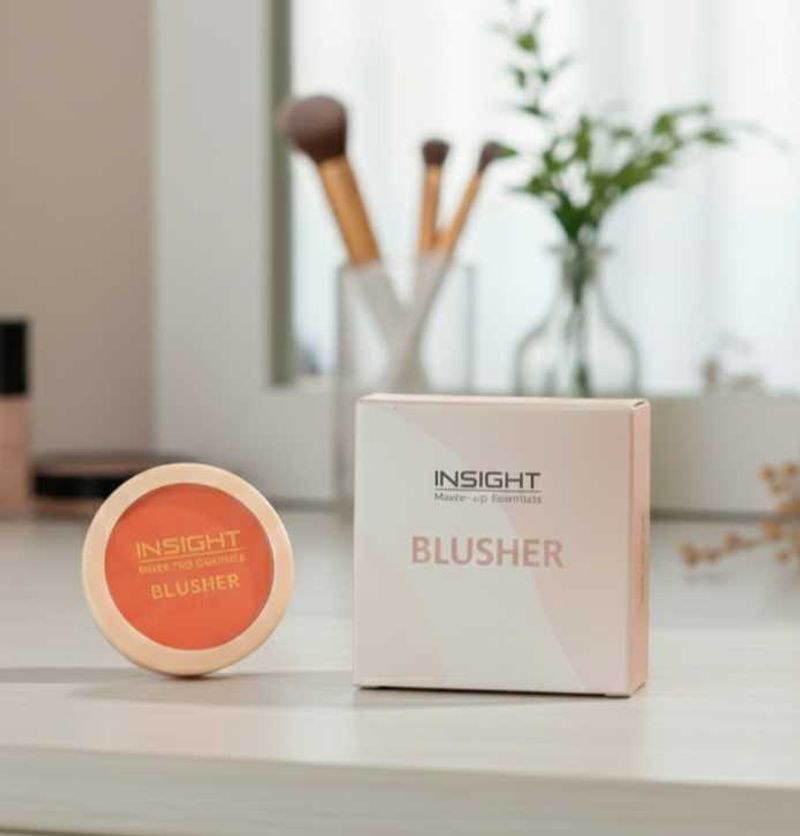 Insight Blusher - 01 Soft Salmon