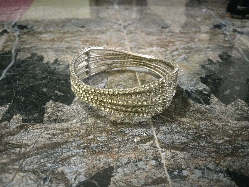 Sparkling Bangle