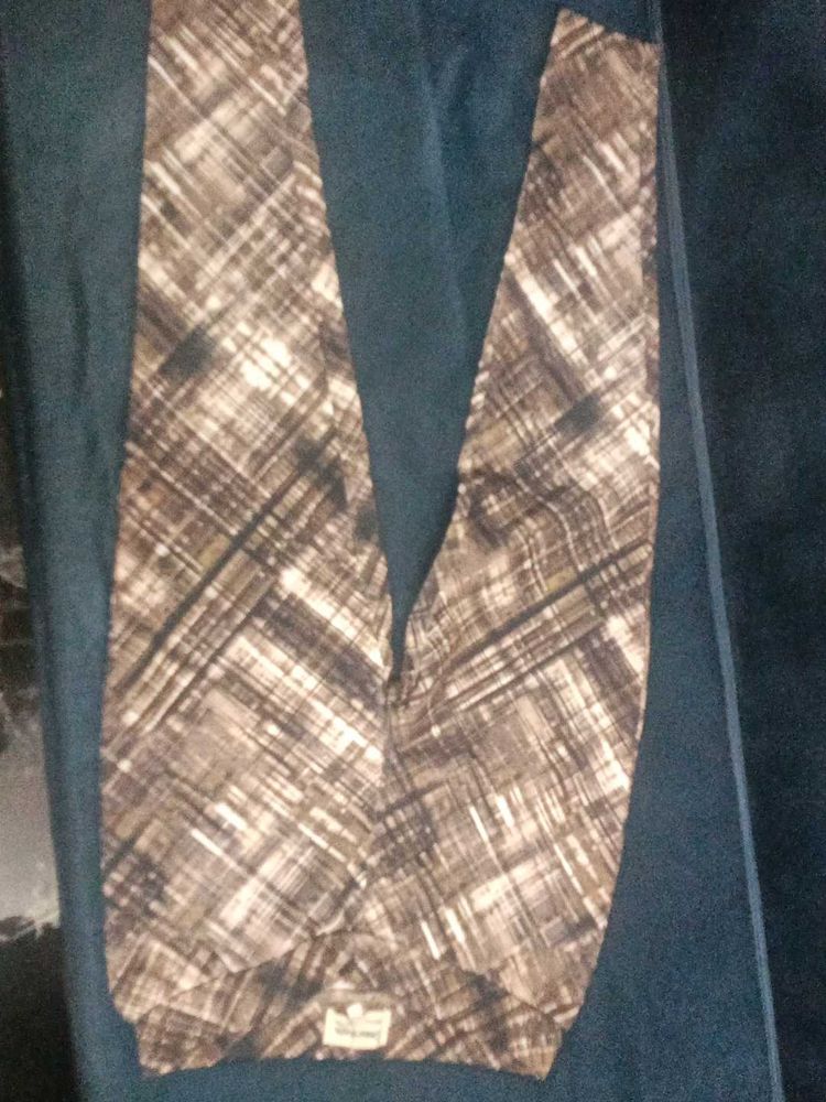 Patterned Casual Pants