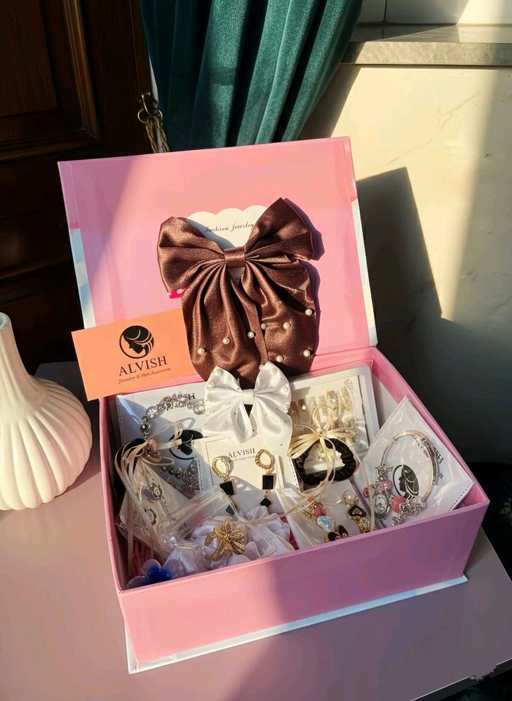 Jewellery Set - Alvish (10 product)