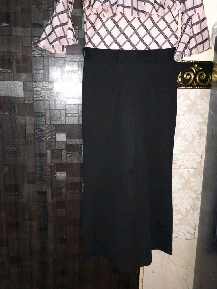 Chic Black &amp; Patterned Midi Dress