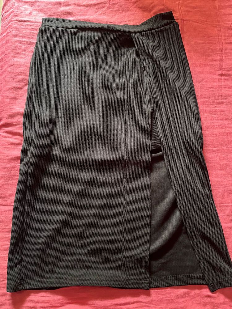 Slit Black Skirt