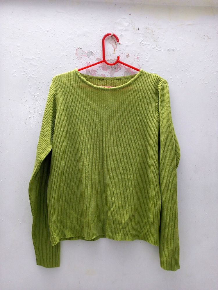 Green Sweatshirt