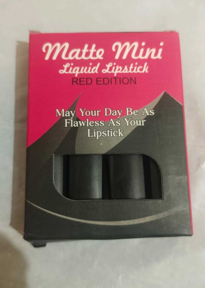 New Lipistik Pack Of 4