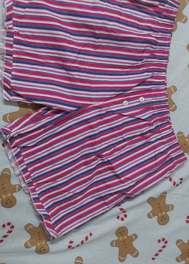 Striped Women&#39;s shorts