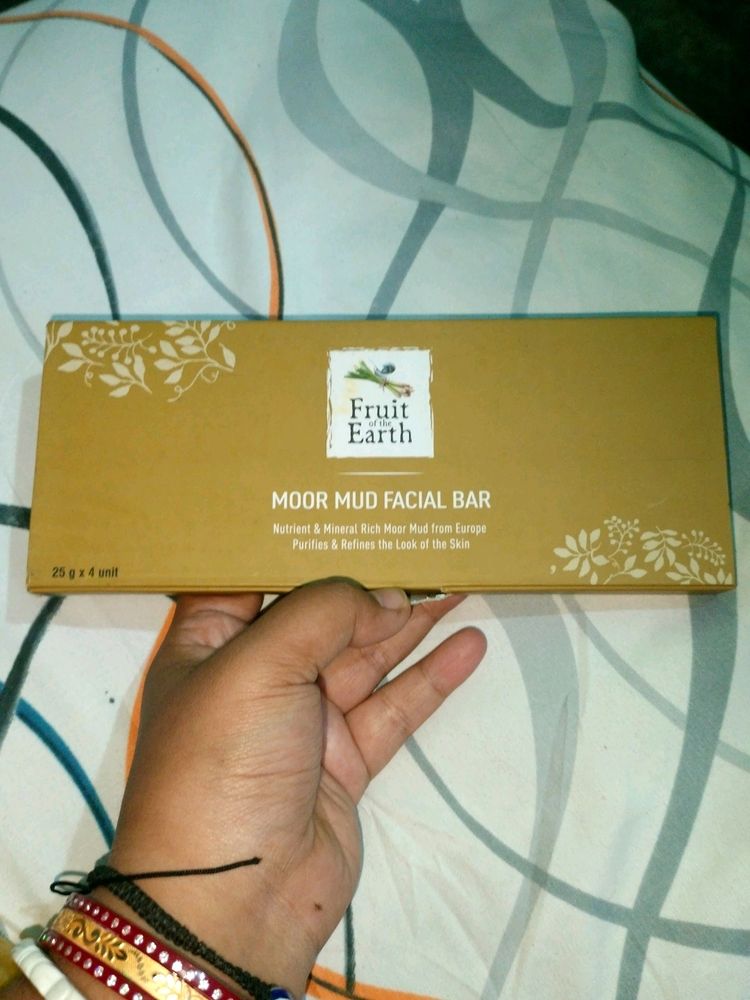 Modicare Fruit Of The Earth MoorMudFacialBar
