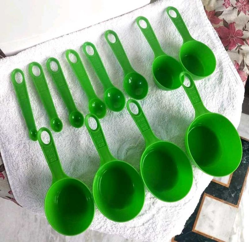Green Measuring Spoons Set