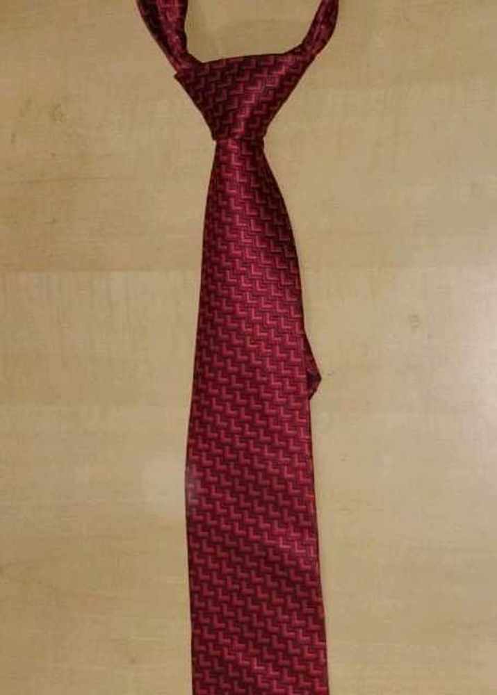 Silk Burgundy Patterned Tie