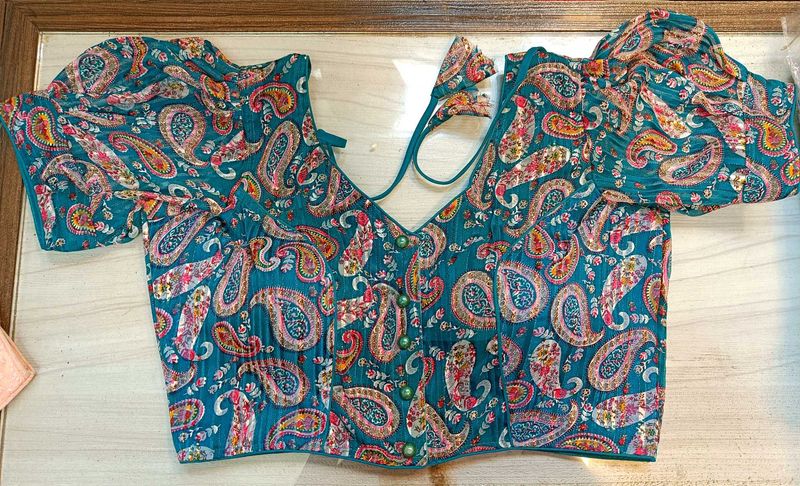 Jimichu Paisley Blouse