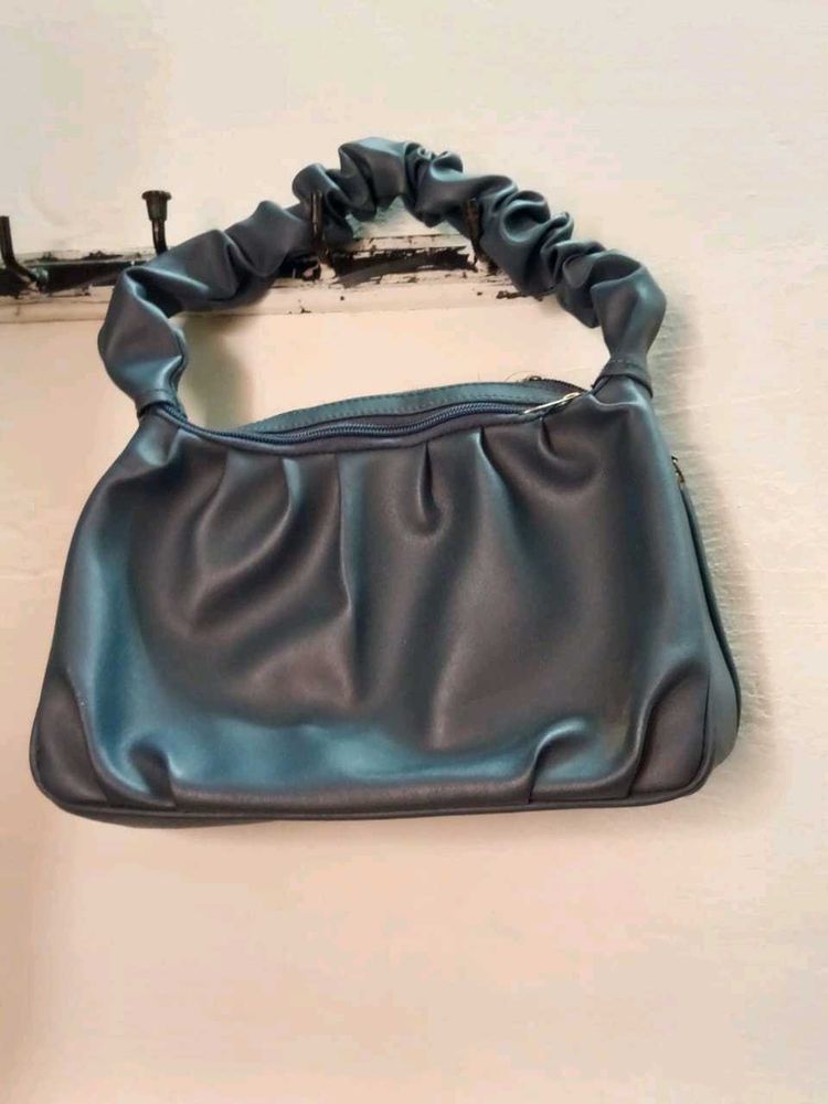 Ladies Purse 👜 (with Sling)