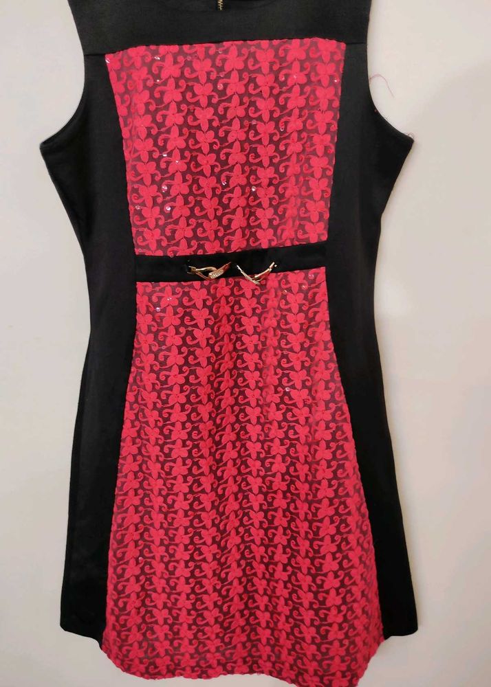 A-line Rose And Black Coloured Party Wear Dress
