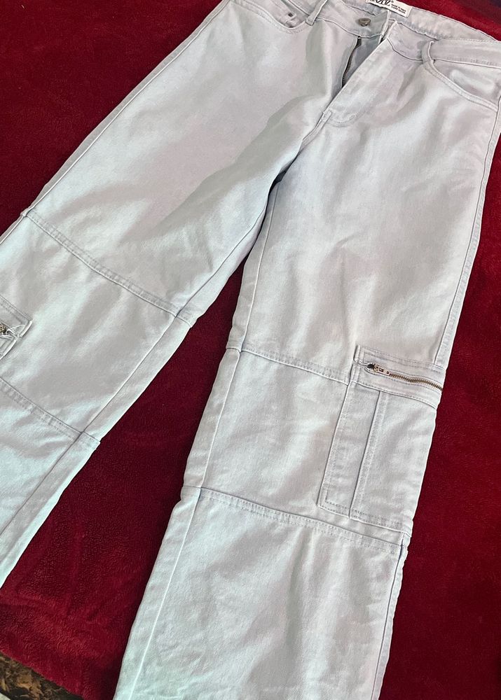 Zara Light Wash Cargo Jeans