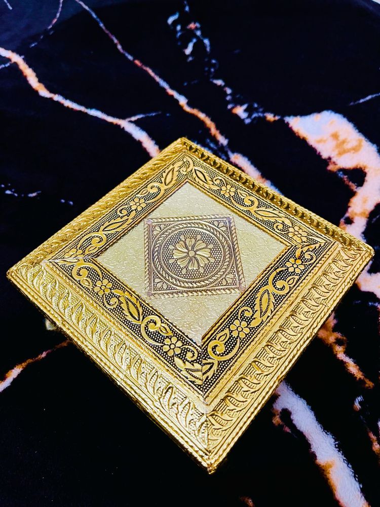 Small Size Golden Color Chowki From Moroccan 🇲🇦