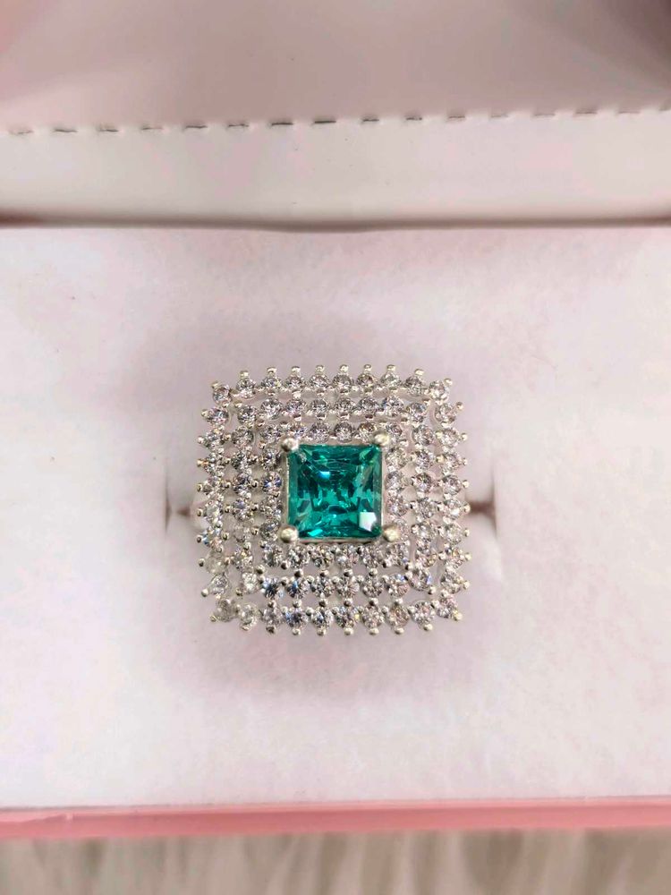 Pure Silver Ladies Ring