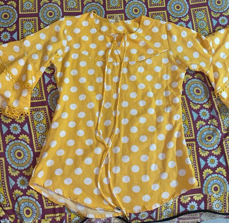 Mustard yellow bell Sleeves Top