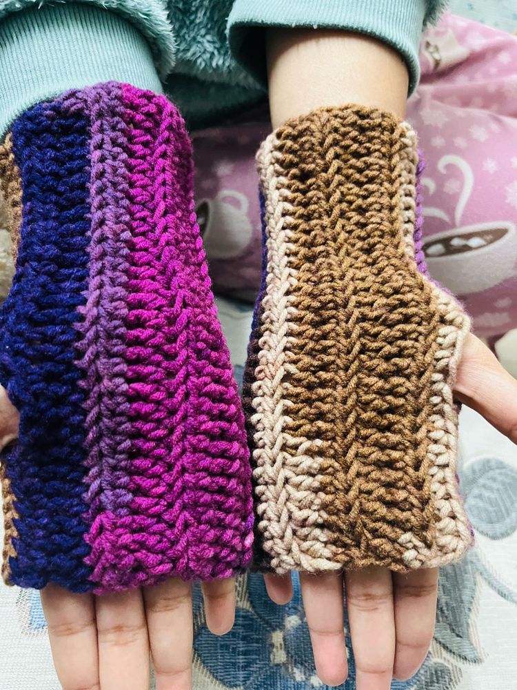 Handmade Woolen Gloves