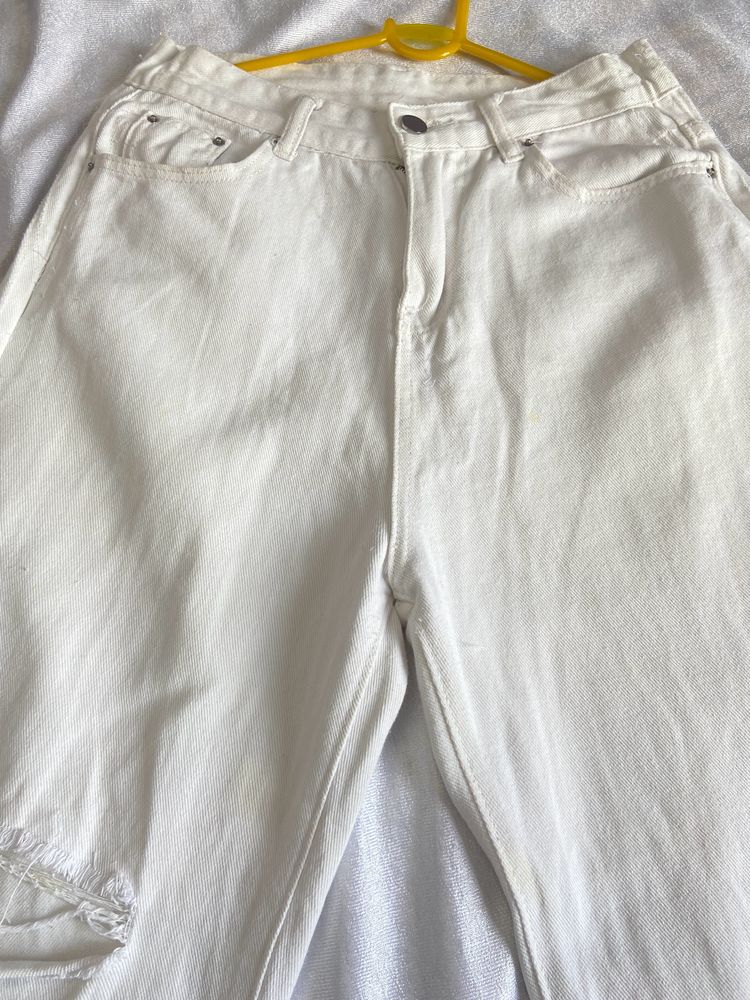 🐼Urbanic White-Denim-jeans🐼