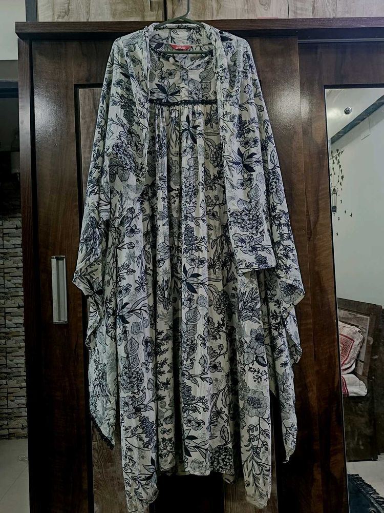 BEAUTIFUL GOWN WITH DUPATTA
