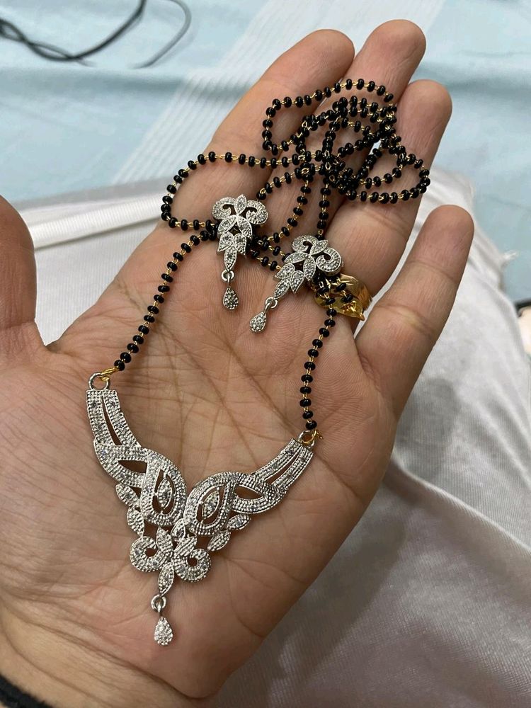 Ad Mangalsutra With Earrings