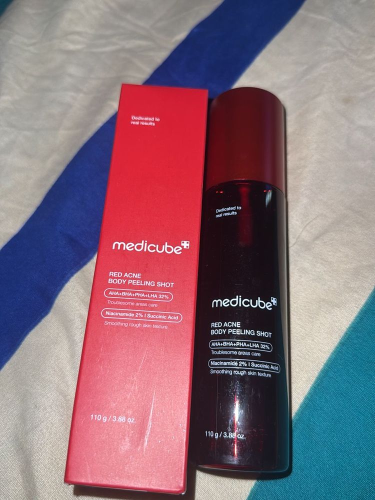 Medicube  Red Acne Body Peeling Shot