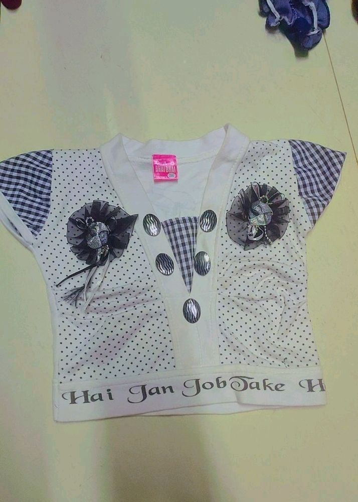 T-shirt And Chadda T-shirt An