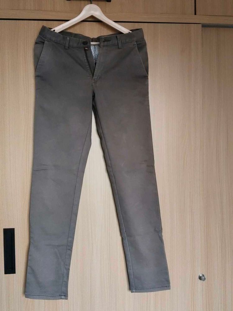 Men's Gray Chinos