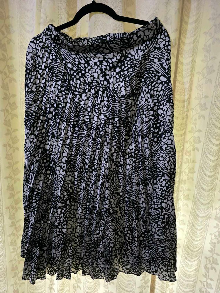 Silk Black And White Long Skirt UK 12