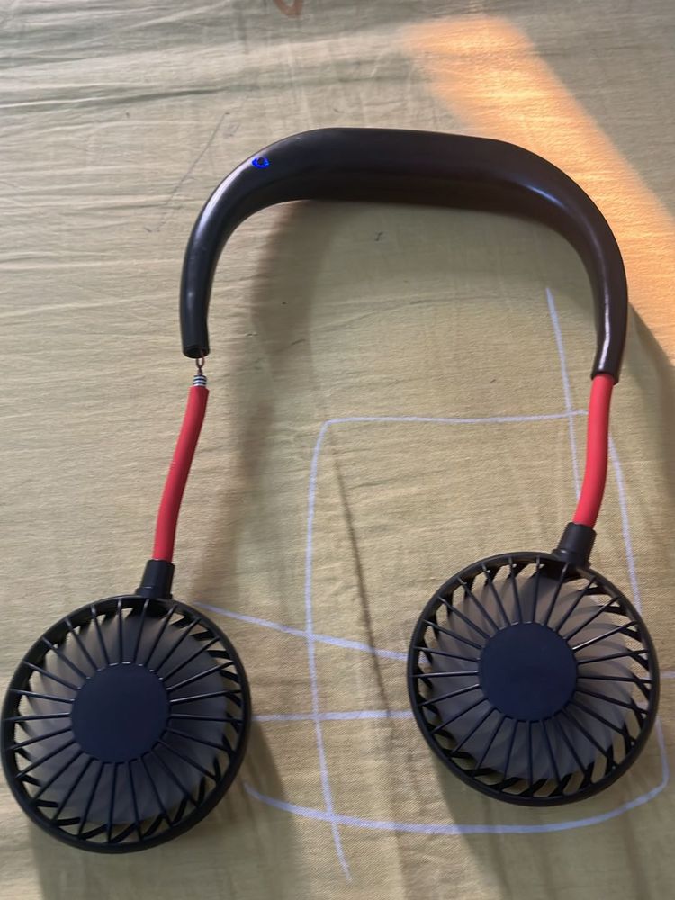 Chargeable Travelling Fan With A Button