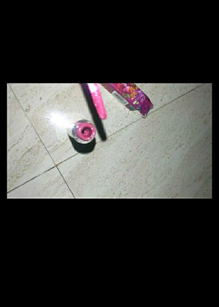 PARUL GARG FEATHER LITE MATTE LIQUID LIPSTICK