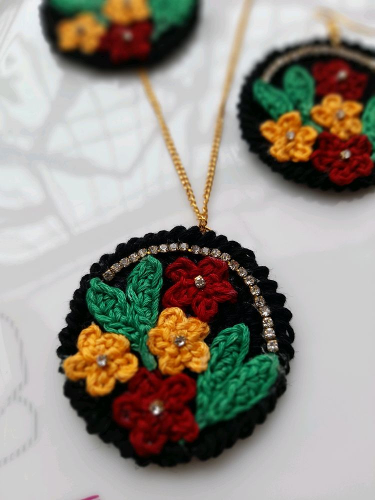 Crochet Treds Black Color With Multi Colors