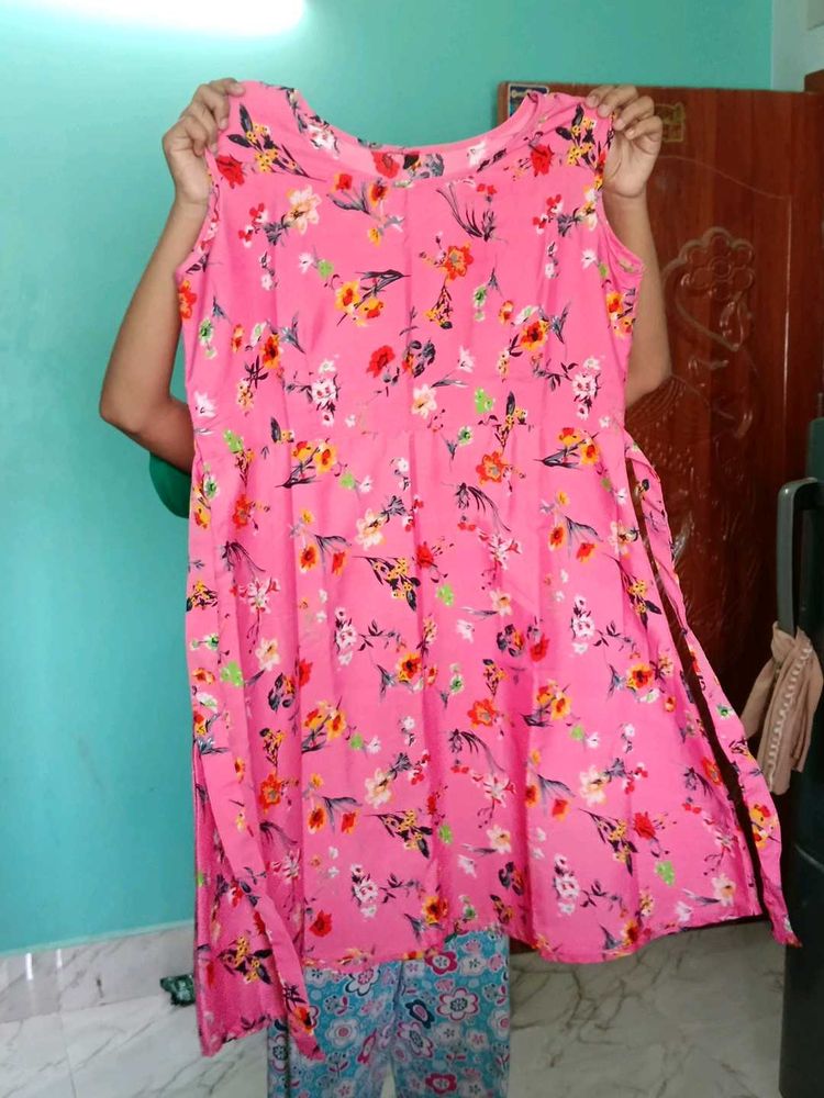 Pink Flower Print Dress For All Seasons