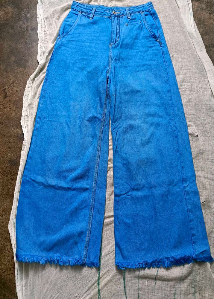 Super Wide Leg Jeans
