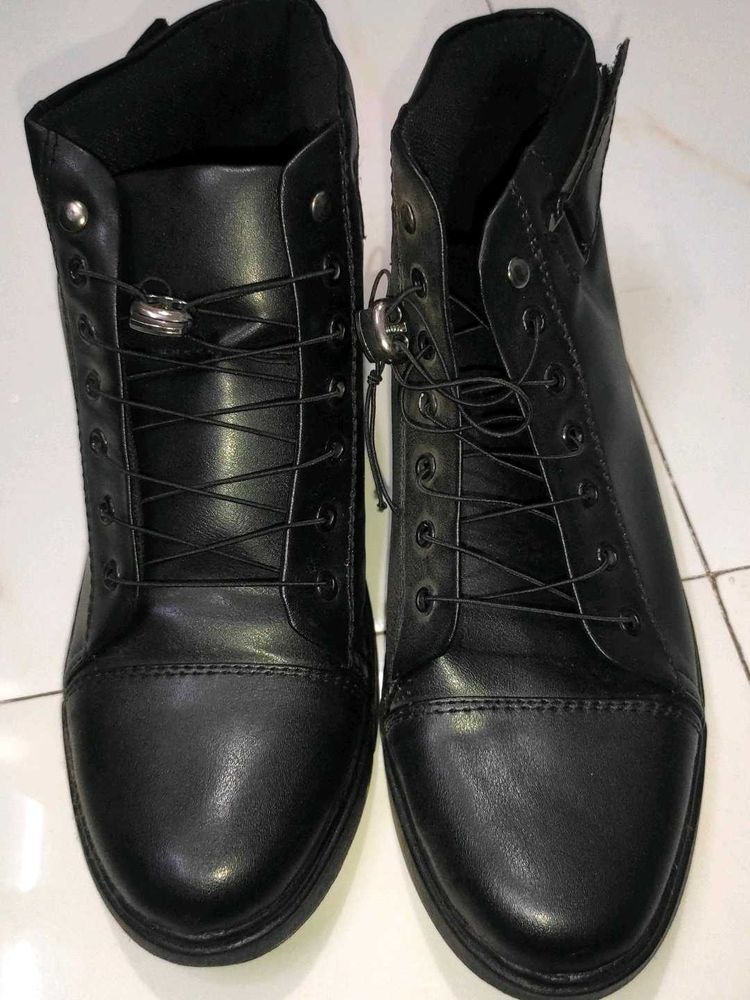Black Leather Boots