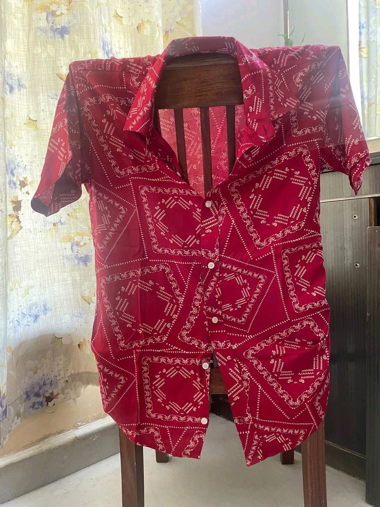Unisex Red Shirt With White Motifs - H&amp;M Copy