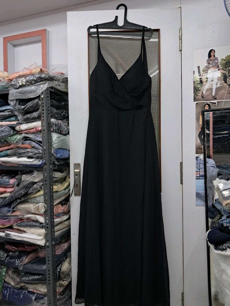 Elegant Black Maxi Dress
