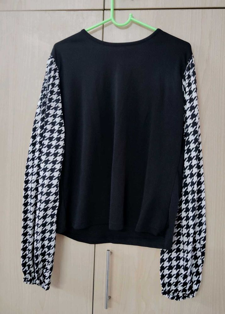 LONG SLEEVE TOP