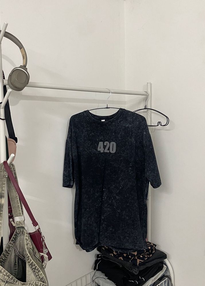 Gothic Black 420 Graphic Tee
