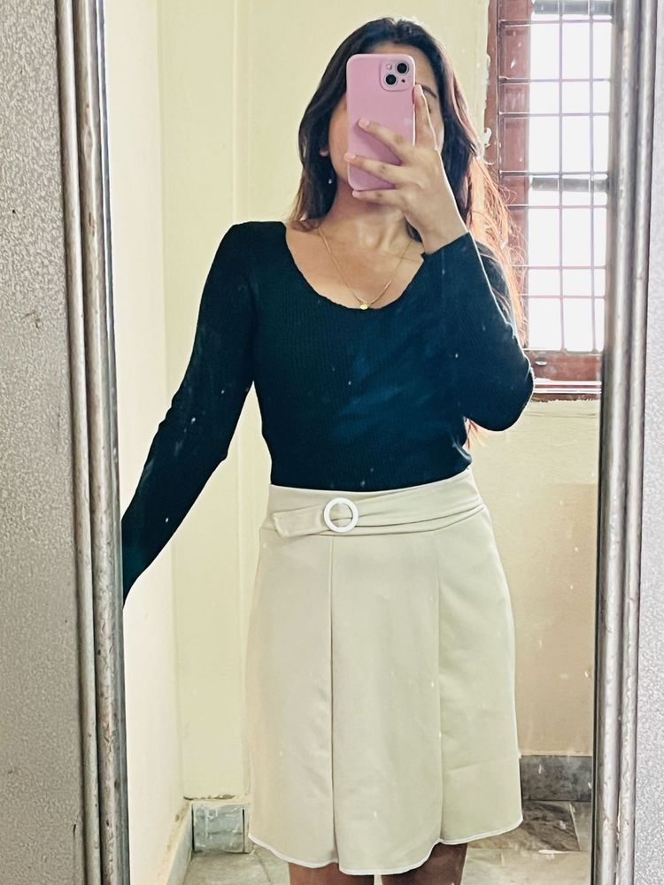 Korean Skirt| Waist 32| Length 20