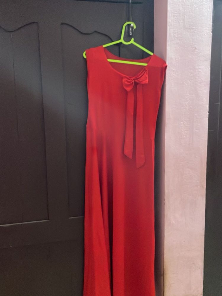 Elegant Red Maxi Dress