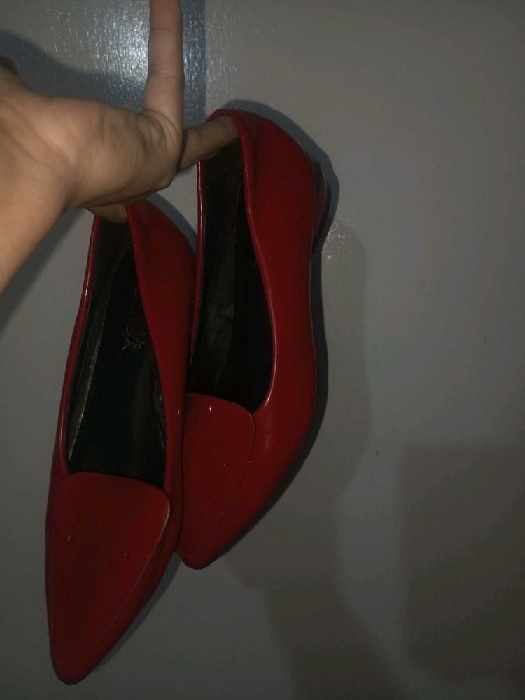 Korean Red pumps