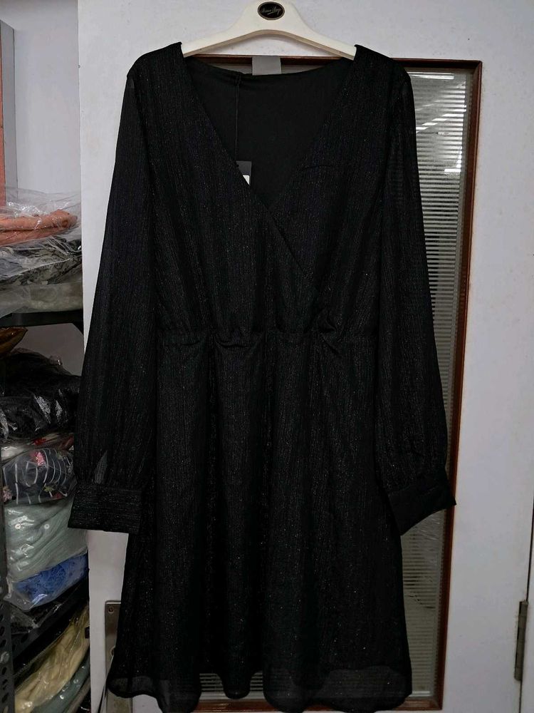Elegant Little Black Dress