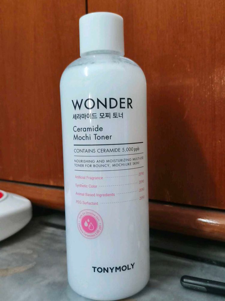 Tonymoly Wonder Ceramide Mochi Toner