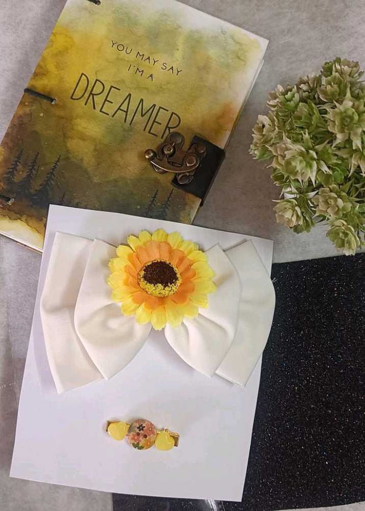 Sunflower Bow..
