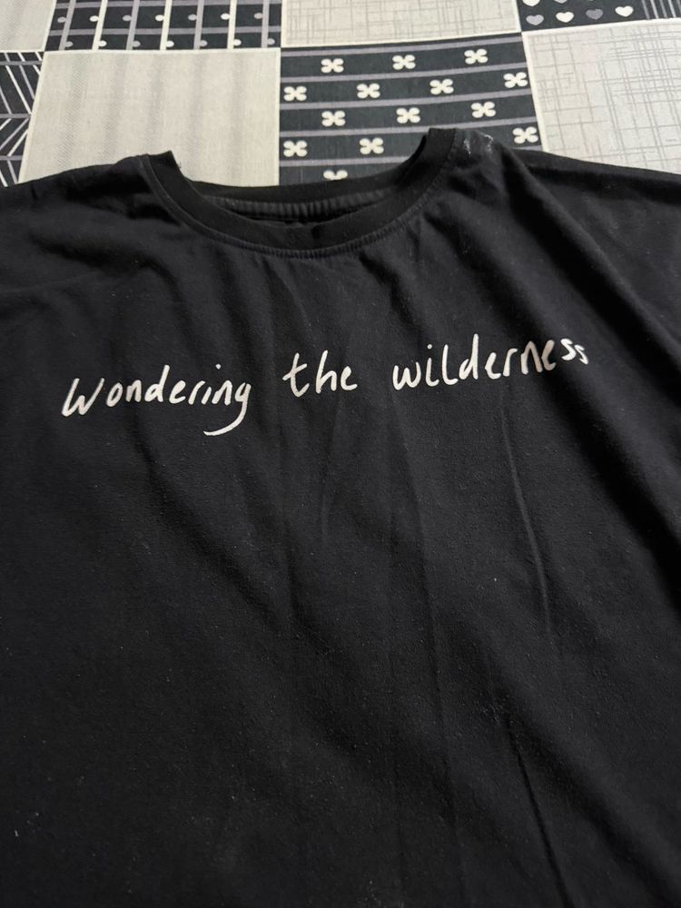 Black &#39;Wondering Wilderness&#39; Tee