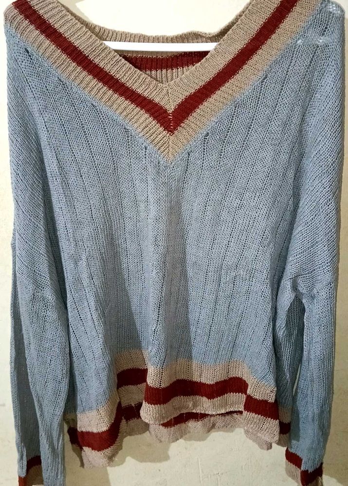 Stylish V-Neck Knit Top