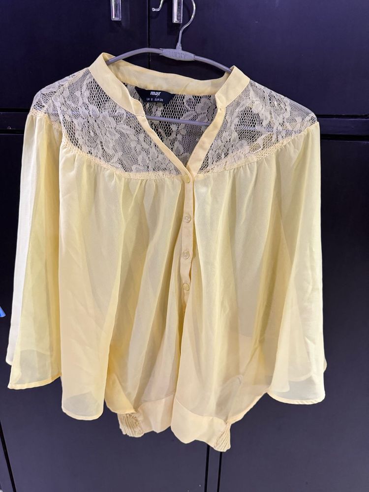 Butter Yellow Top