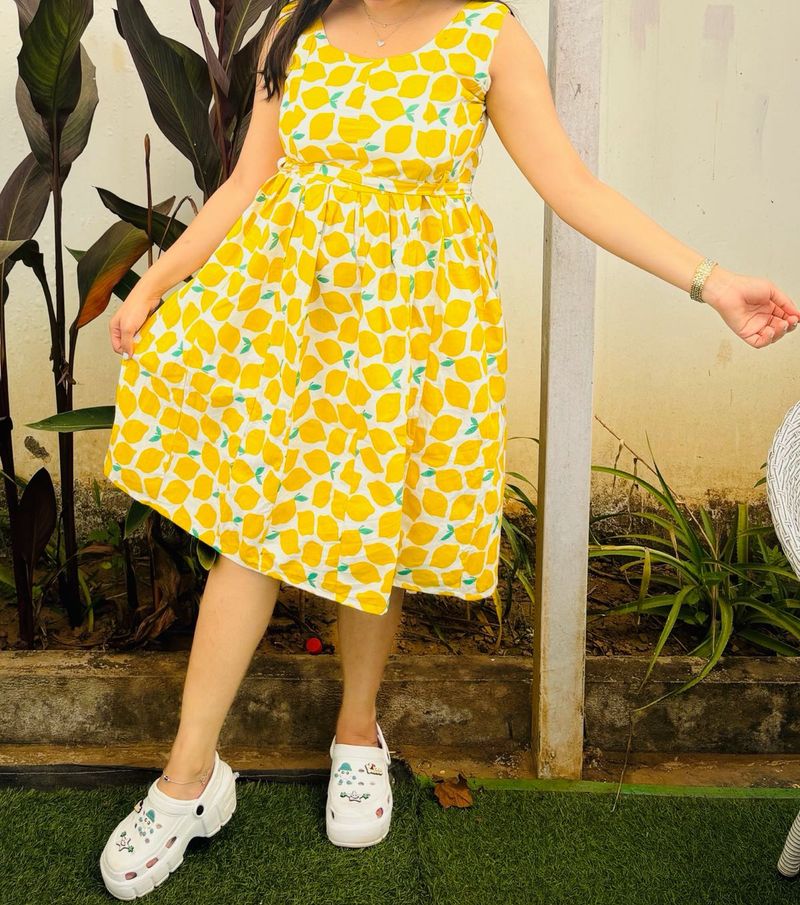 yellow Dress